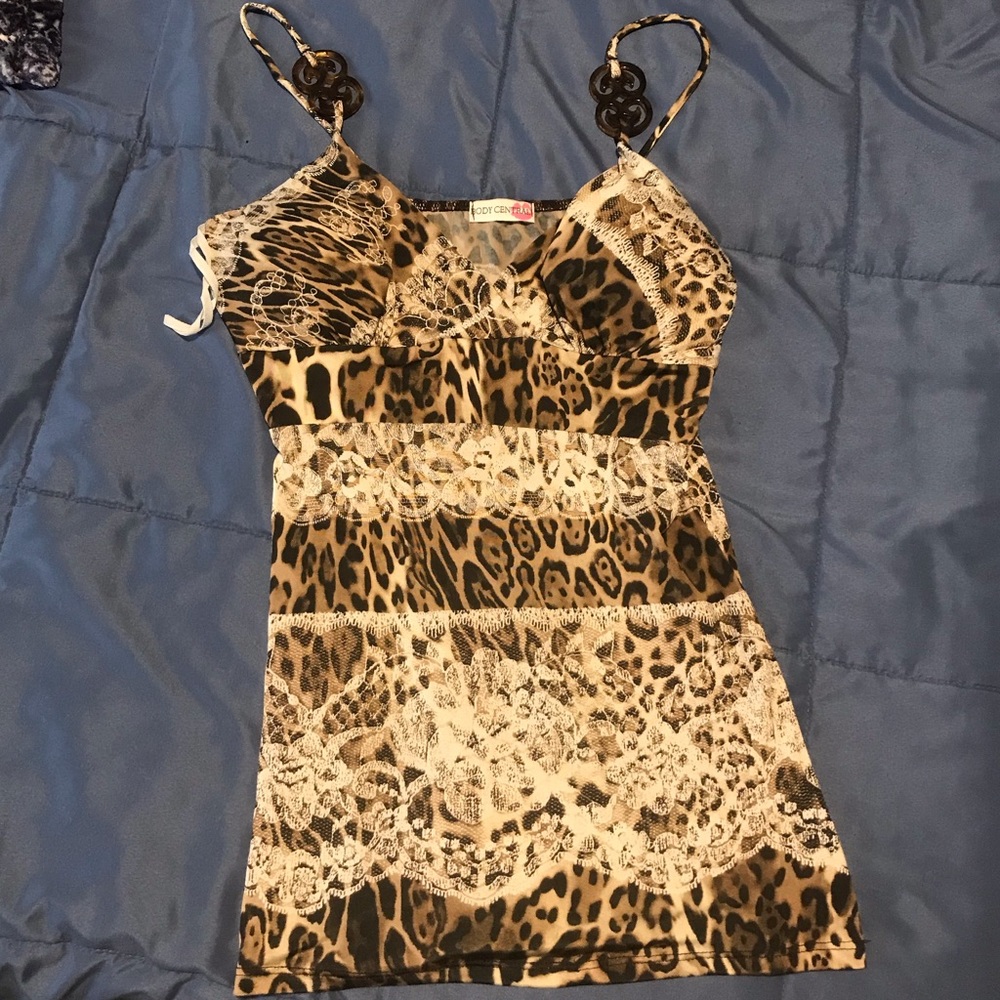 ✨3/$12✨ - Picture 2 of 3